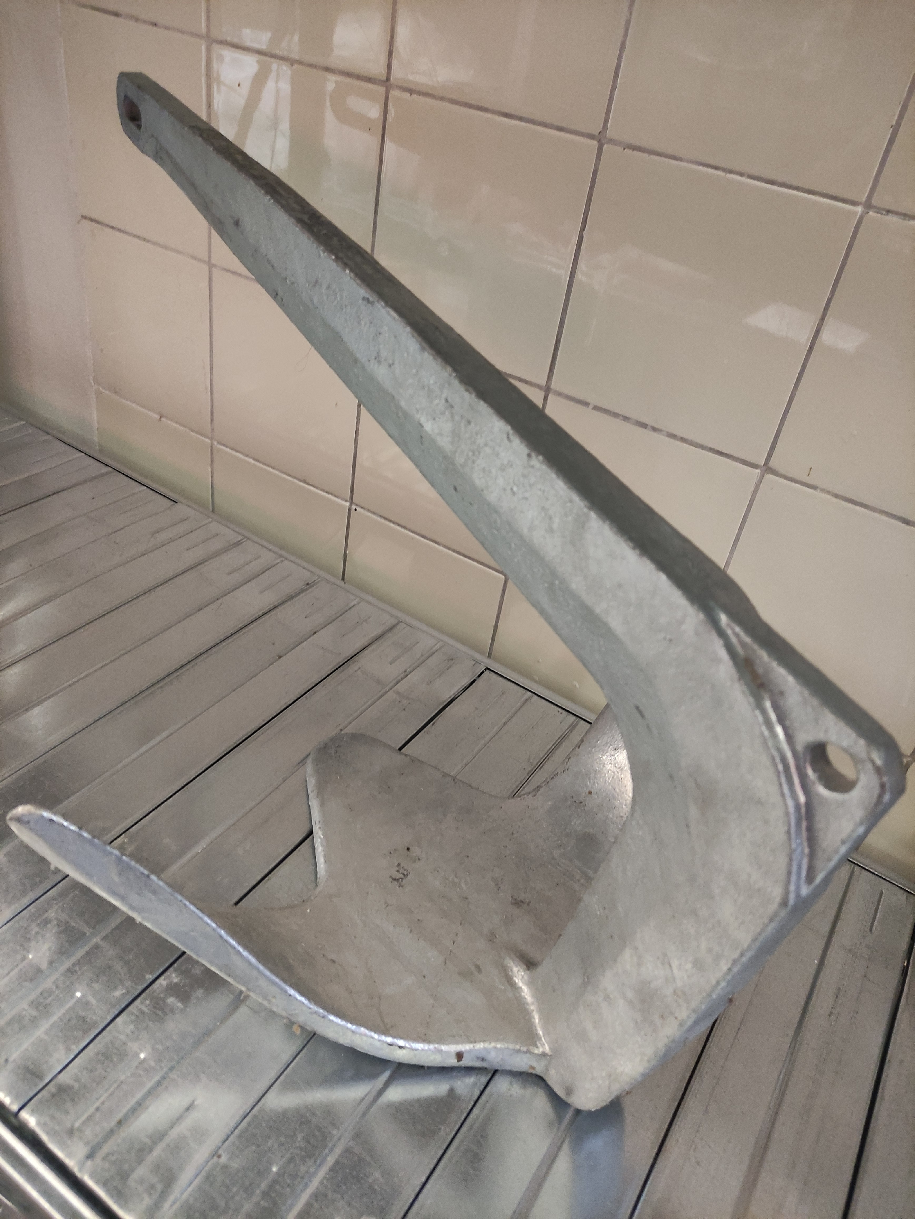 Pluhová pozinkovaná kotva 2-30 kg